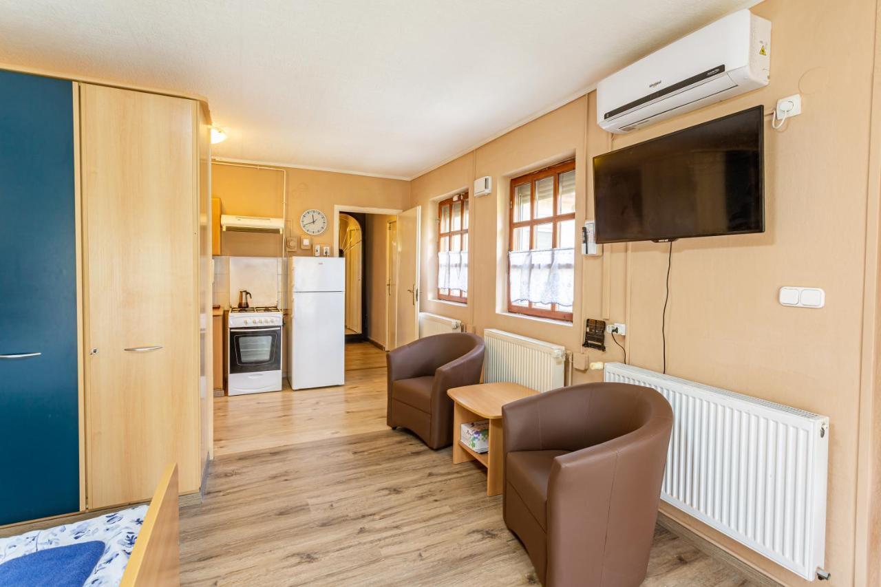 Visegrad Vendeghaz-Apartman ภายนอก รูปภาพ