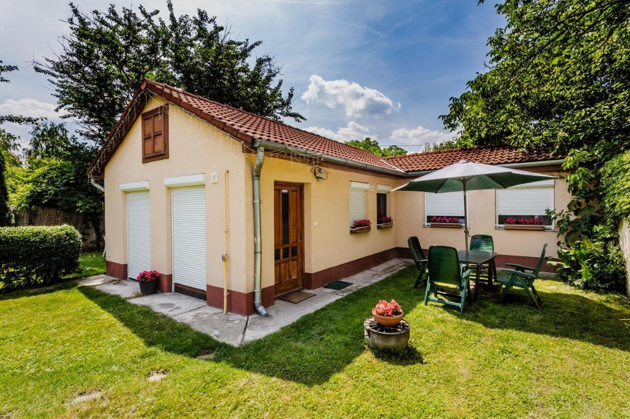 Visegrad Vendeghaz-Apartman ภายนอก รูปภาพ
